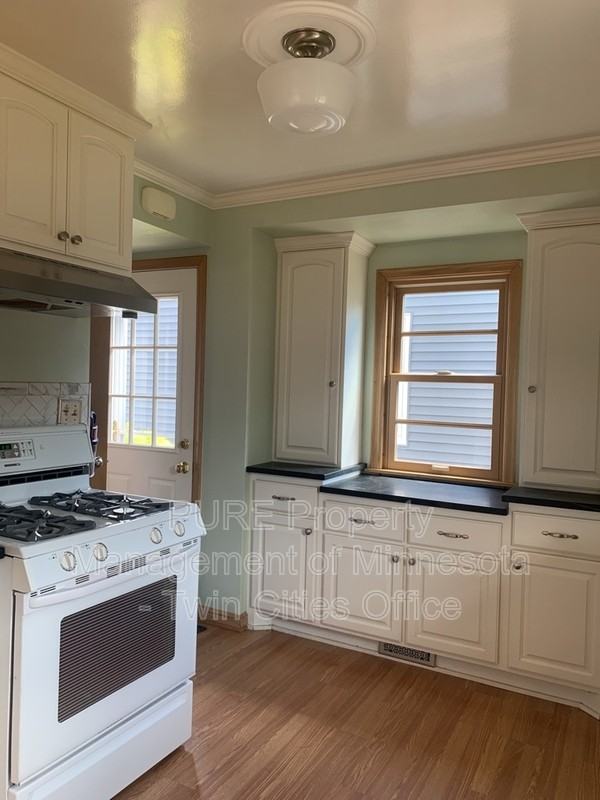 4420 Cedar Ave S - Photo 2 of 47