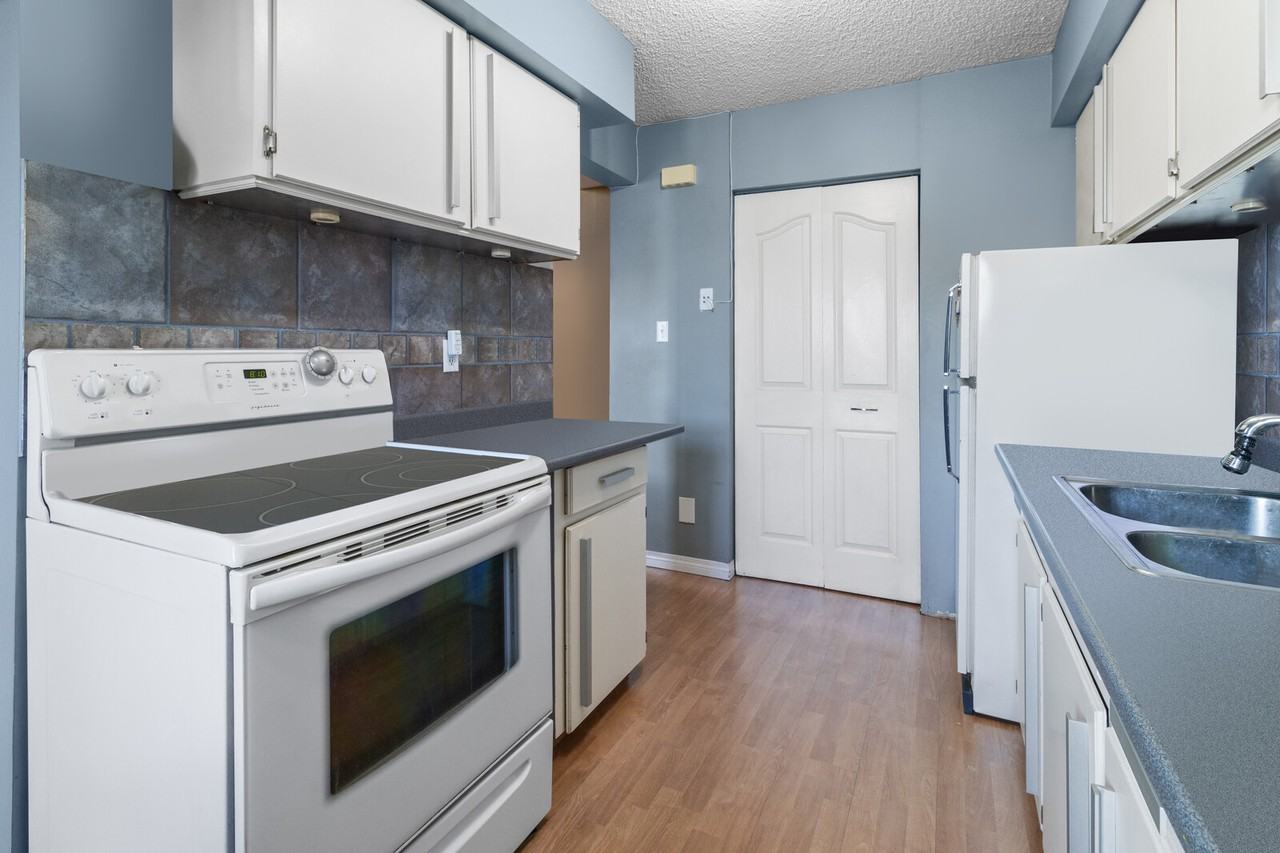 144 Ave Nw - Photo 3 of 19