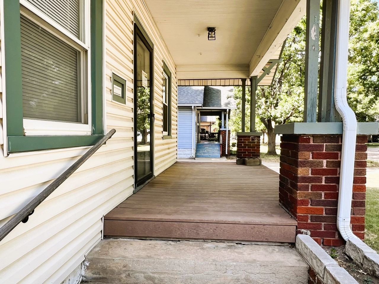 723 S Estelle St - Photo 2 of 13