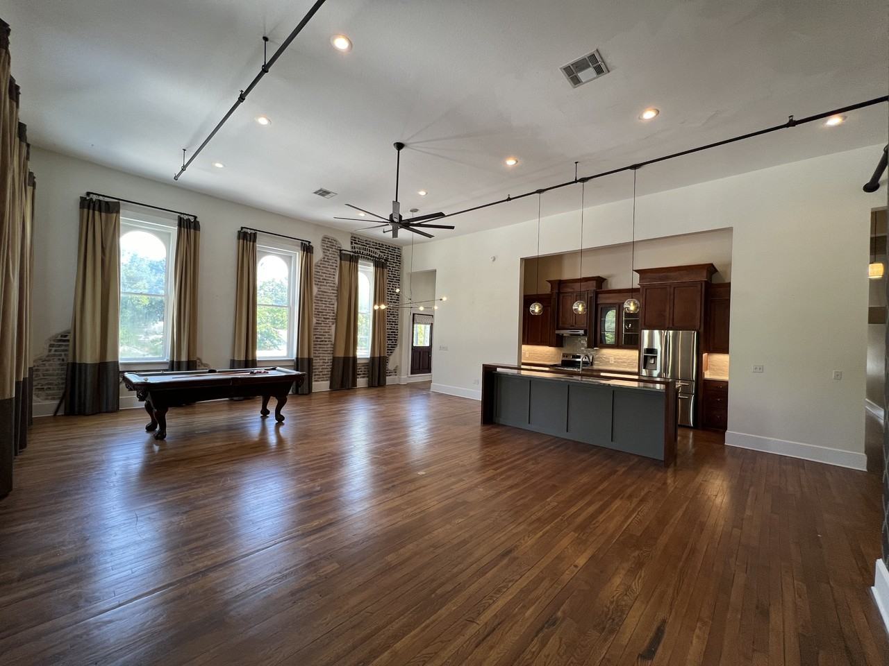 601 Court St #201 - Photo 3 of 26