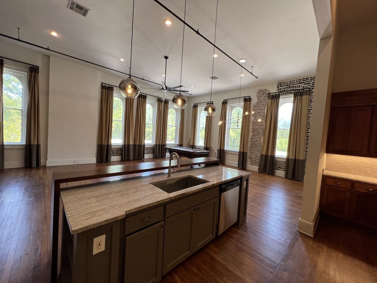 601 Court St #201 - Photo 6 of 26