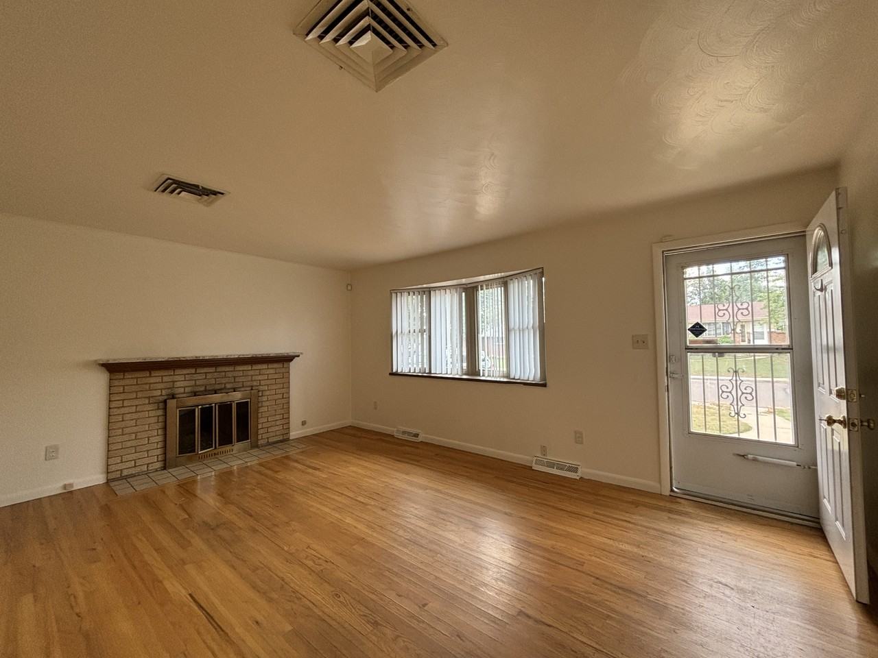 8285 W Florida Ave - Photo 3 of 17