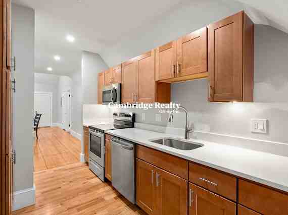 169 Hunnewell Ave #3A - Photo 4 of 11