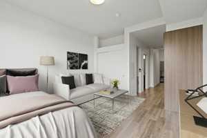 featured image of 4975 Se Division St