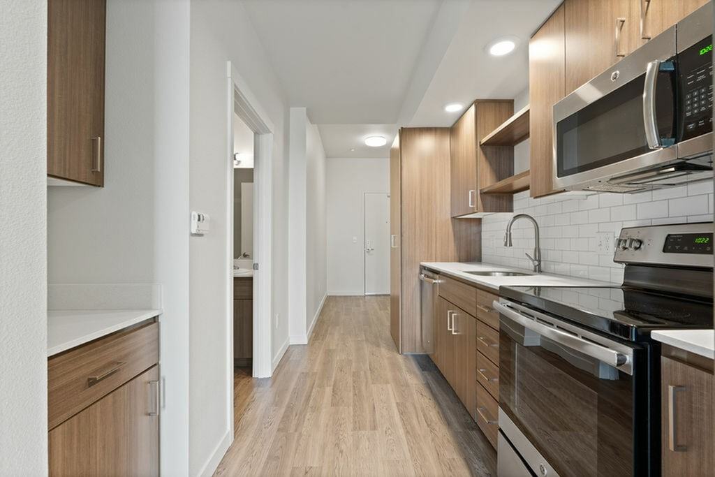 The Fifty at Division - Photo 2 of 50