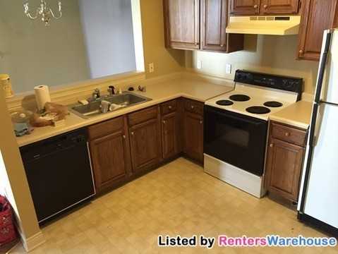 590 Pewaukee Rd #a - Photo 3 of 14