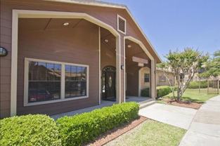 1255 W Pleasant Run Rd #C2 - Photo 1 of 1
