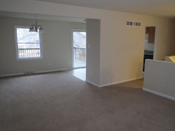 5259 Riverside Dr - Photo 3 of 16