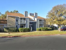 2626 Thousand Oaks Dr #C2 - Photo 1 of 1