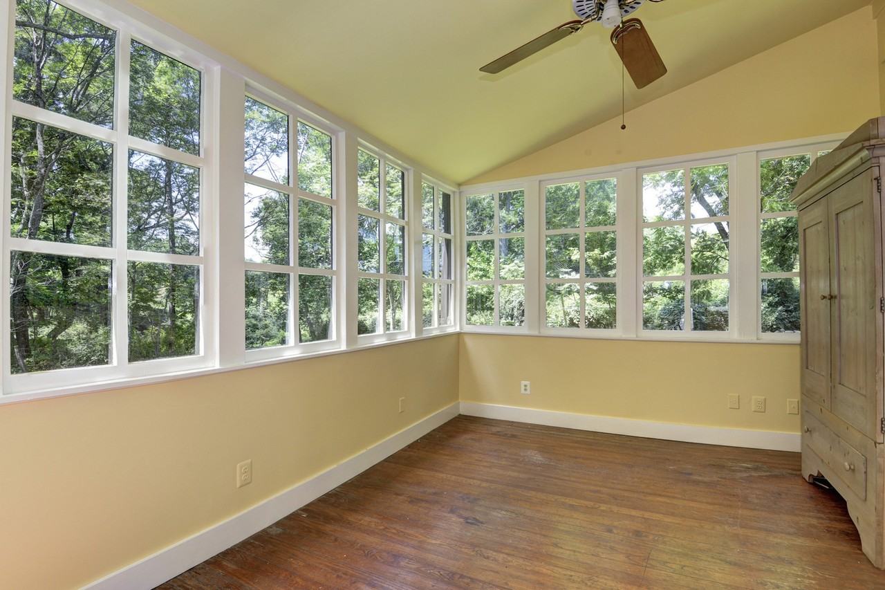 23782 Champe Ford Rd - Photo 2 of 18