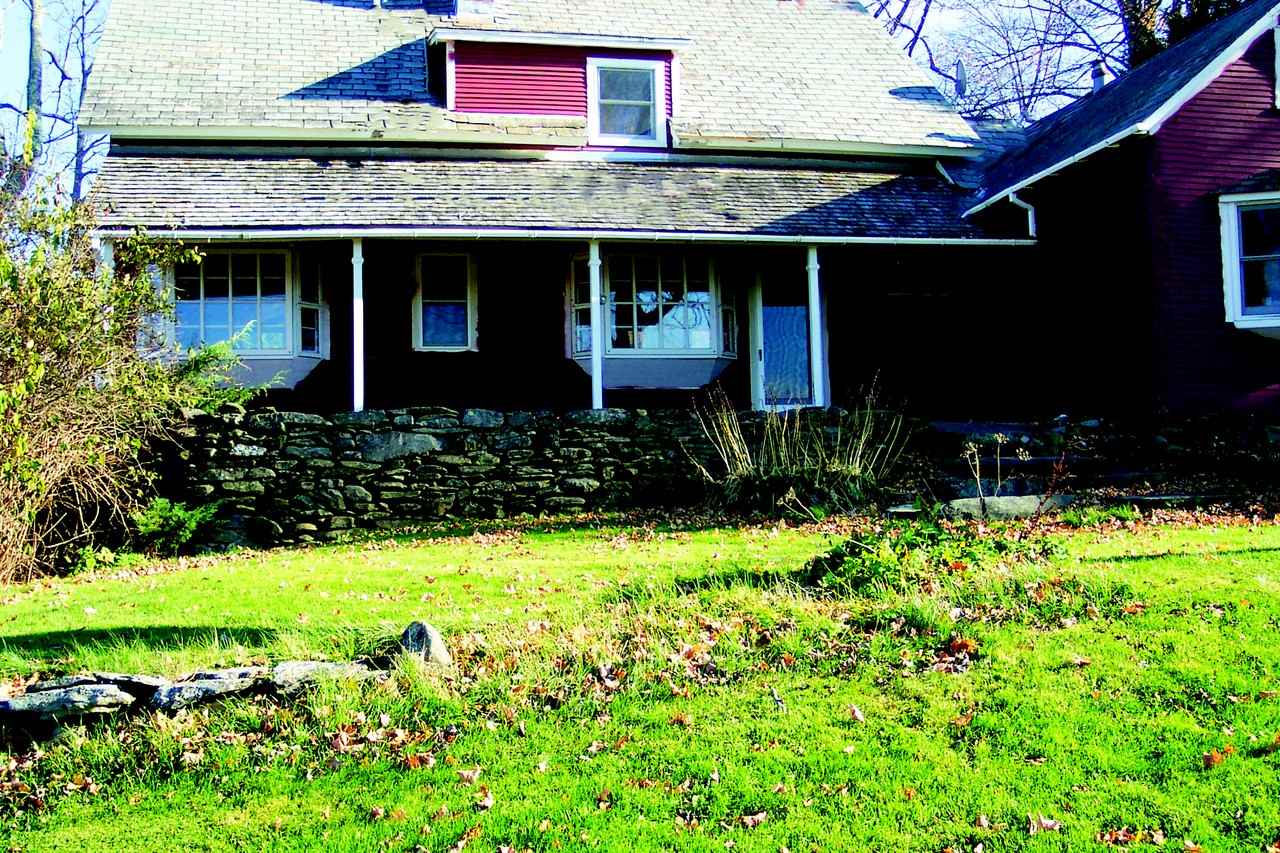 24 Schillhammer Rd - Photo 3 of 17