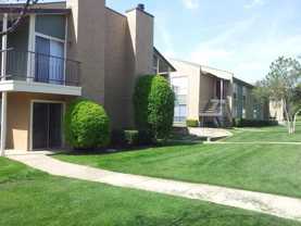 900 Londonderry Ln #D1 - Photo 1 of 1