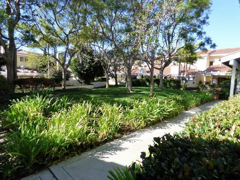 19 Marin Ct - Photo 3 of 16