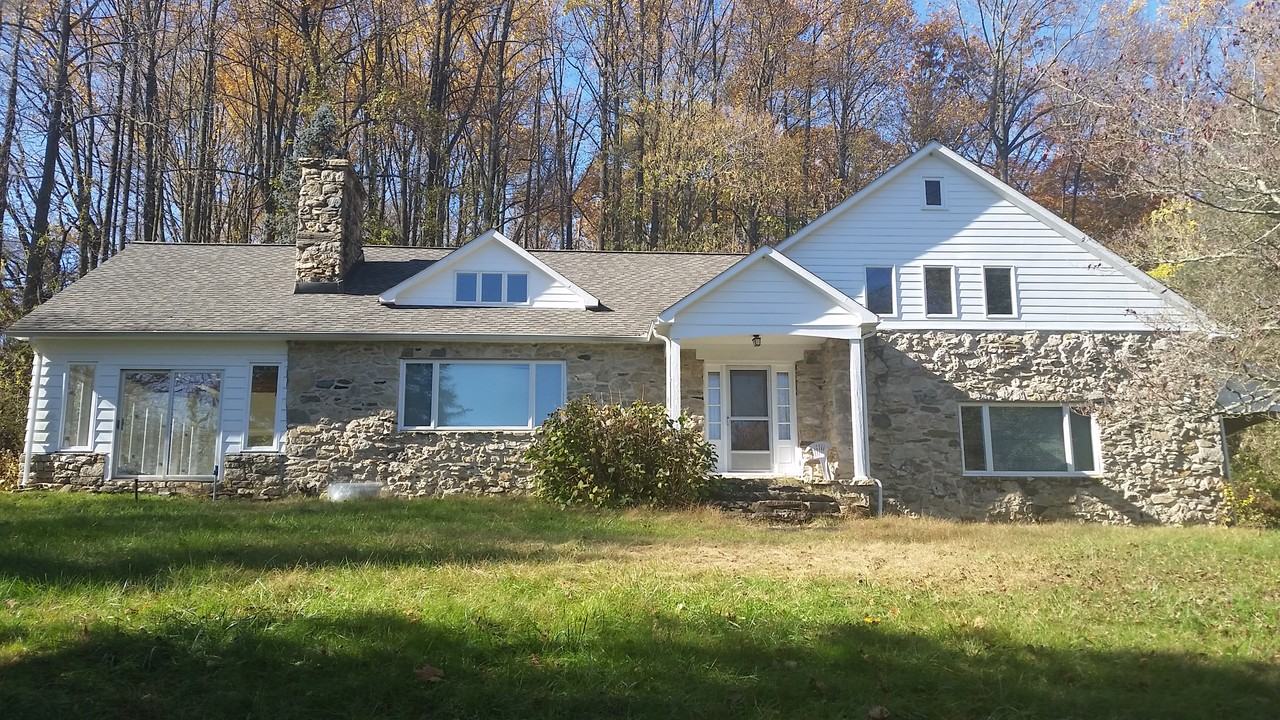 317 London Tract Rd - Photo 2 of 9