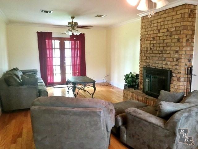 924 Eagle Dr - Photo 3 of 13