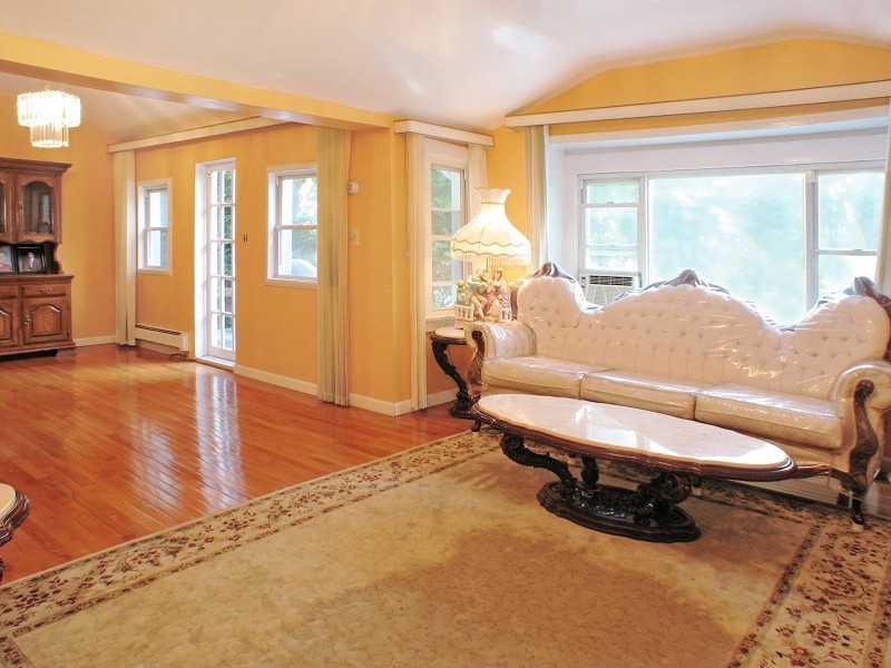 131 Smull Ave - Photo 3 of 16