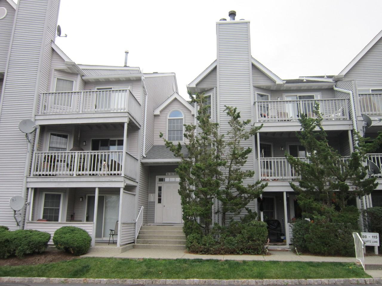 133 Quartz Ln - Photo 2 of 23