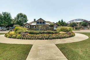 500 W Loop 820 S #C1 - Photo 1 of 1