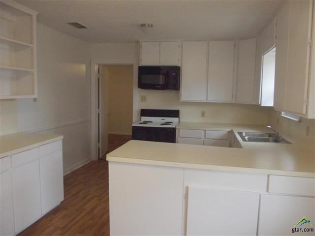 805 County Rd 313 W - Photo 2 of 8
