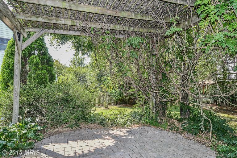 20947 Huntland Ct - Photo 2 of 30