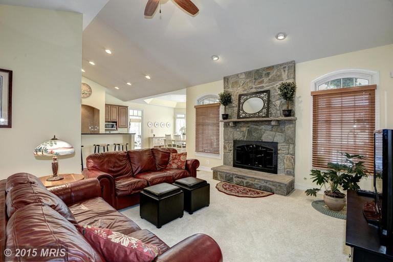 24268 Longshadow Ln - Photo 2 of 30