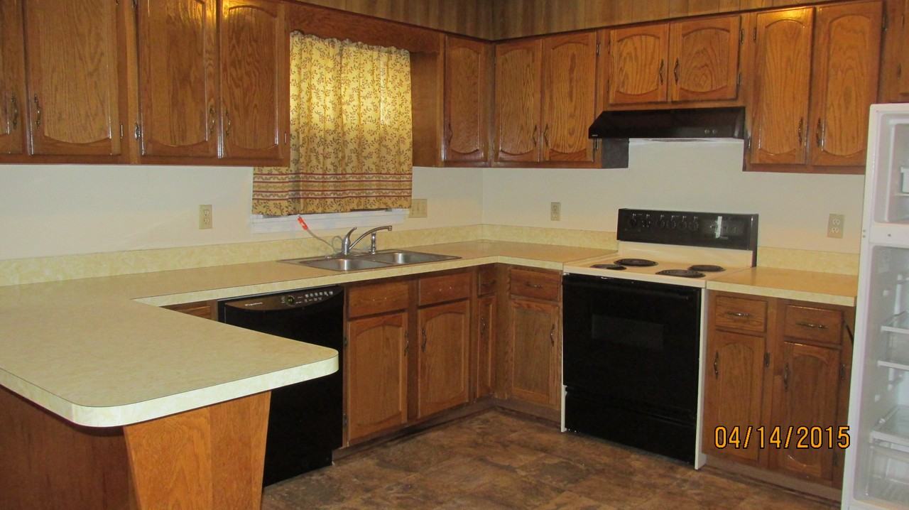 328 Jasper Dr - Photo 2 of 10