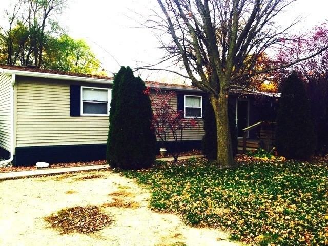 396 Glenwood St - Photo 2 of 15
