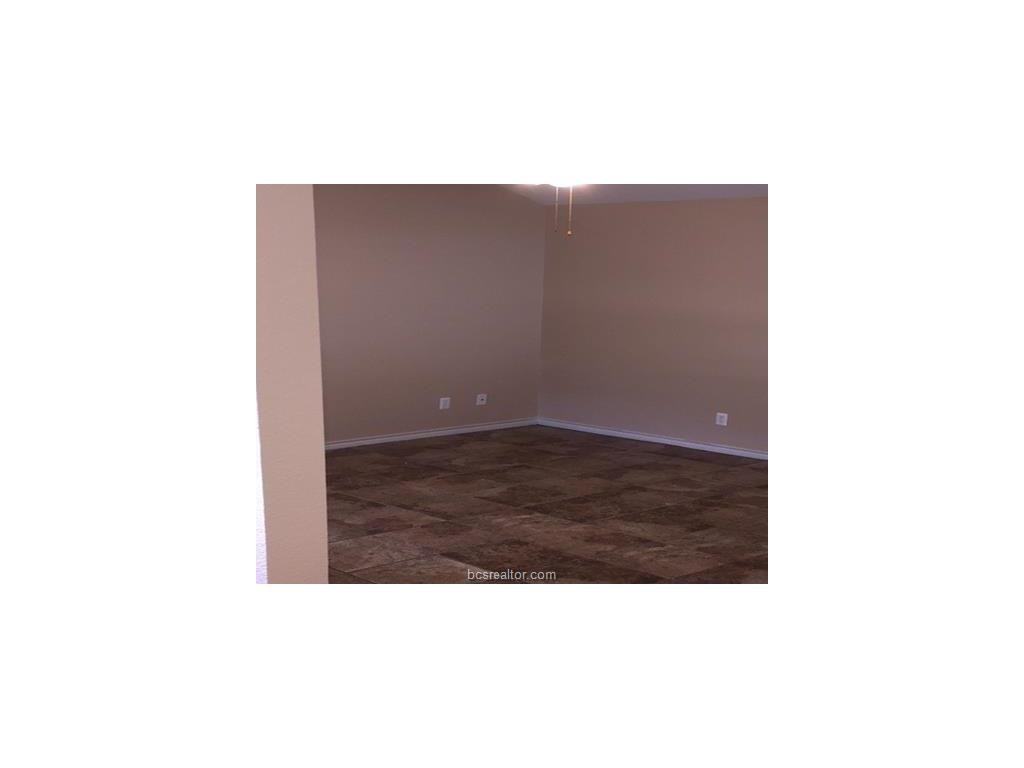 2319 Antelope Ln - Photo 2 of 7