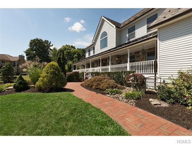 8 Sgt Raymond Demeola Rd - Photo 2 of 30