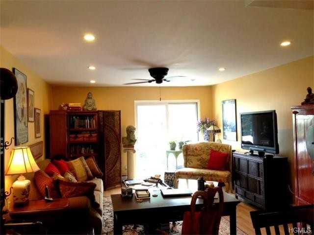 147 Sierra Vista Ln - Photo 2 of 8