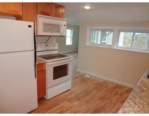 1374 Riverside Dr - Photo 3 of 17