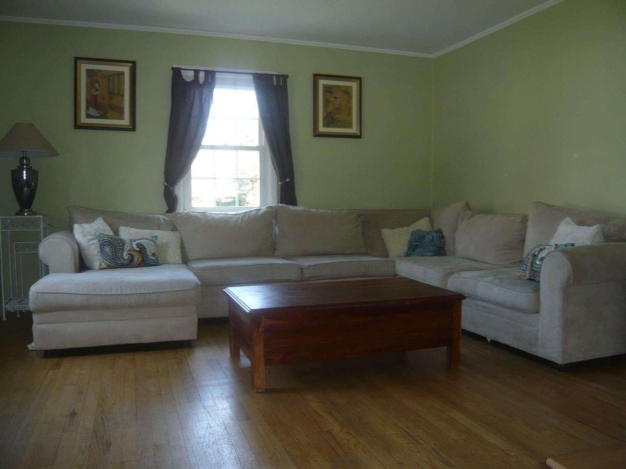 68 Maple St - Photo 2 of 14