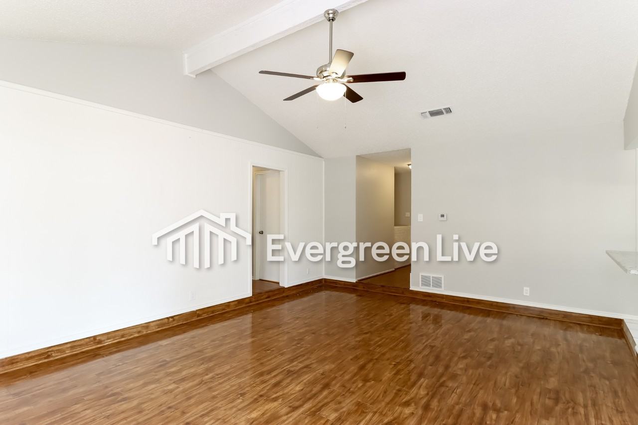 4203 Blossom Trl - Photo 4 of 18