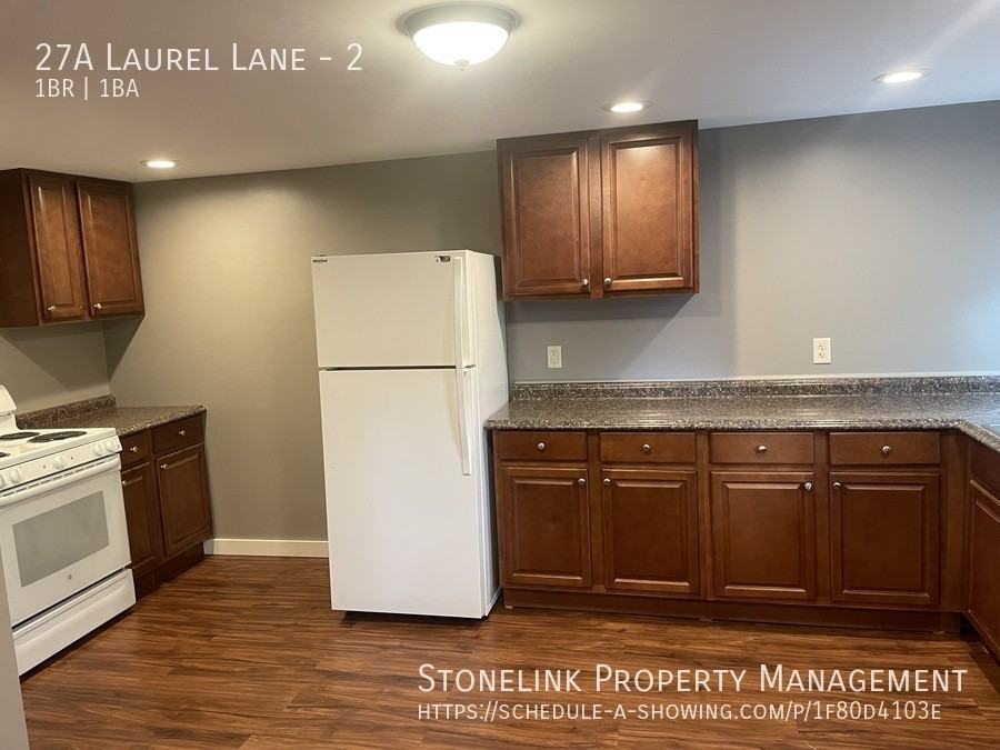 27A Laurel Ln #2 - Photo 3 of 14