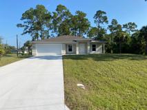 5005 W Tradewinds Cir - Photo 1 of 1