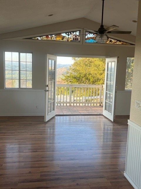 31928 Wrightwood Rd - Photo 2 of 19