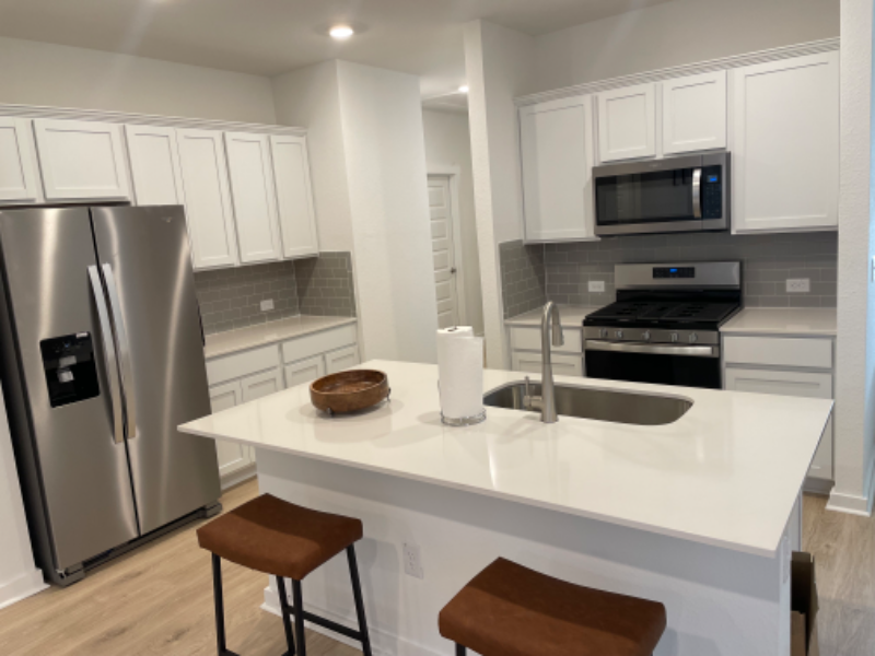 10905 Tildon Ave - Photo 5 of 10