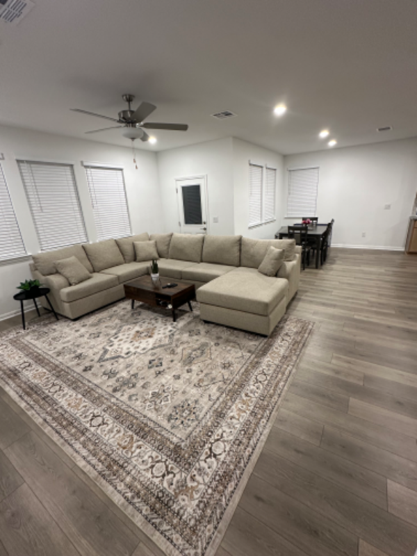 2916 Tavern Dr - Photo 2 of 9