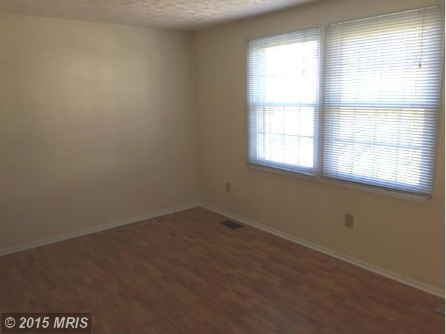 8166 Willowdale Ct - Photo 2 of 10