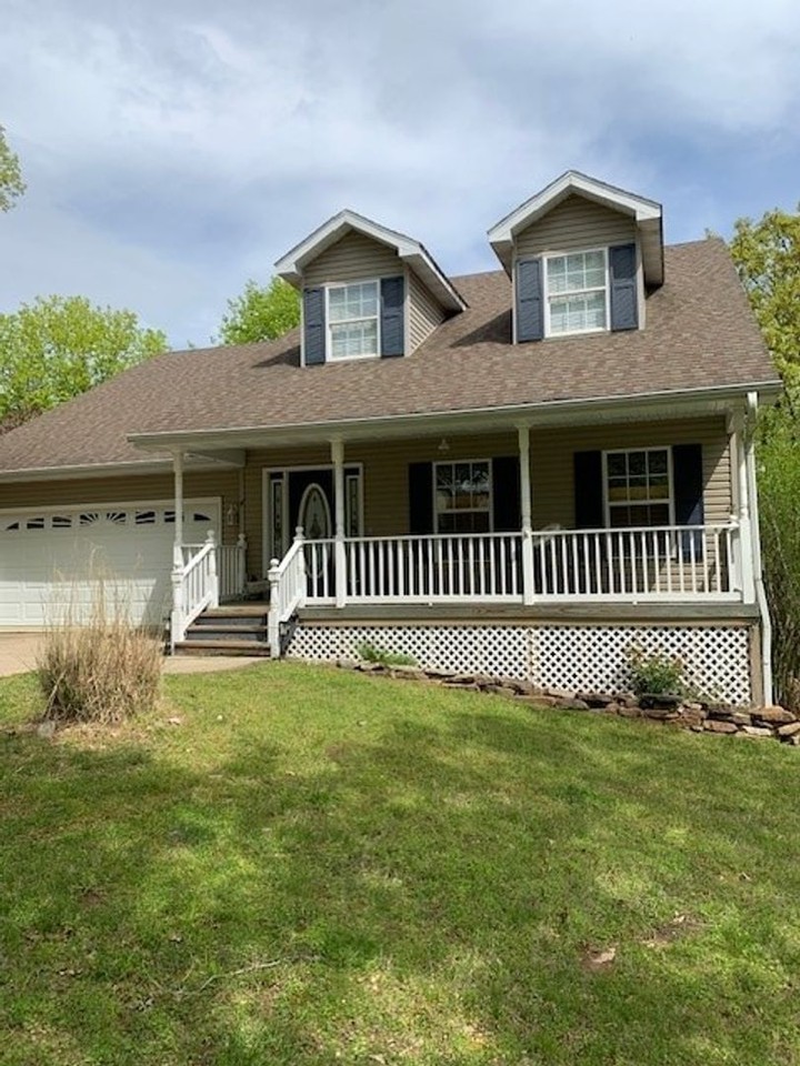 4 Oak Shadow Dr - Photo 5 of 50