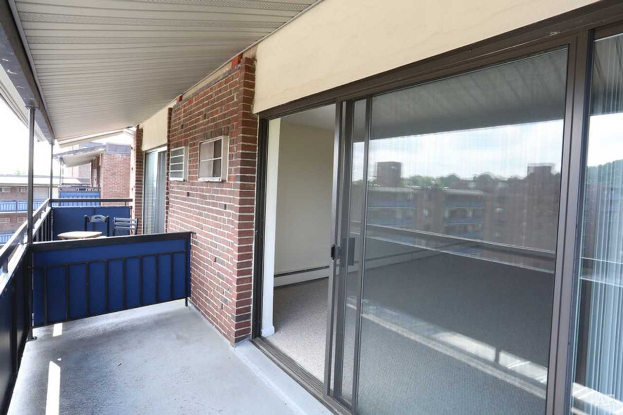 24A Whites Ave - Photo 3 of 9