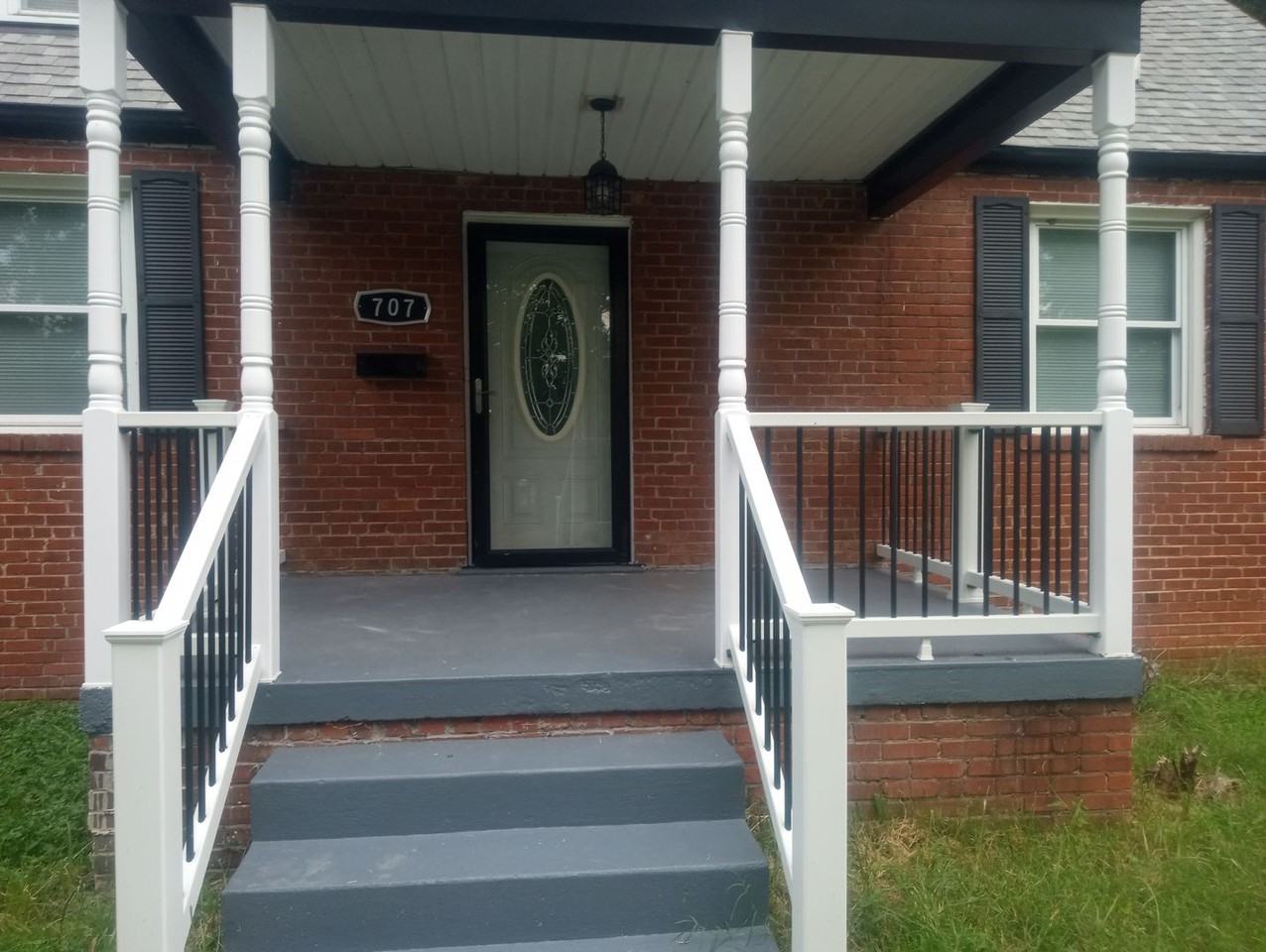 707 Rothesay Rd - Photo 2 of 23