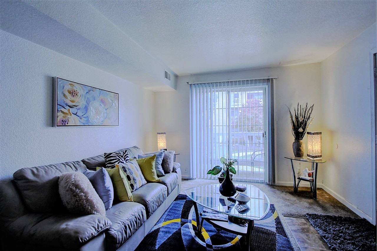 Jefferson Place East - Photo 7 of 17