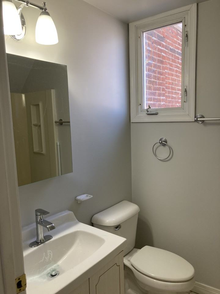 905 Lafayette Ave #2ndFL - Photo 4 of 5