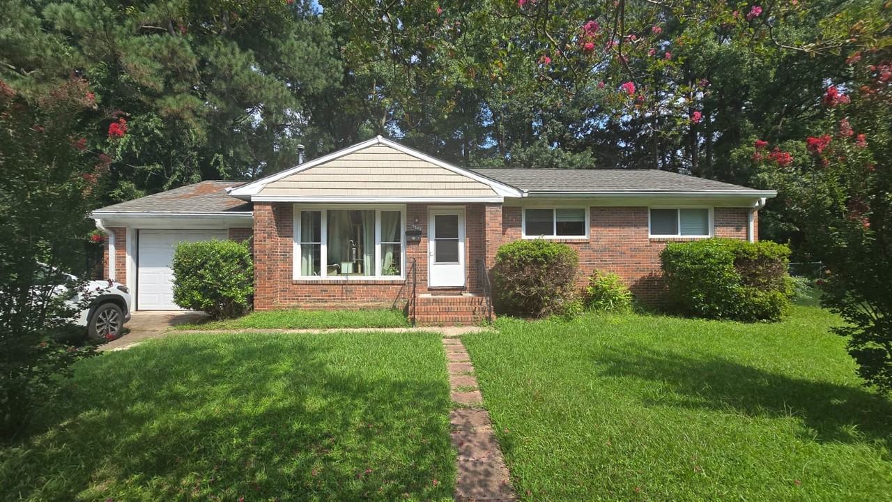 3742 N Ingleside Dr #NA - Photo 2 of 33