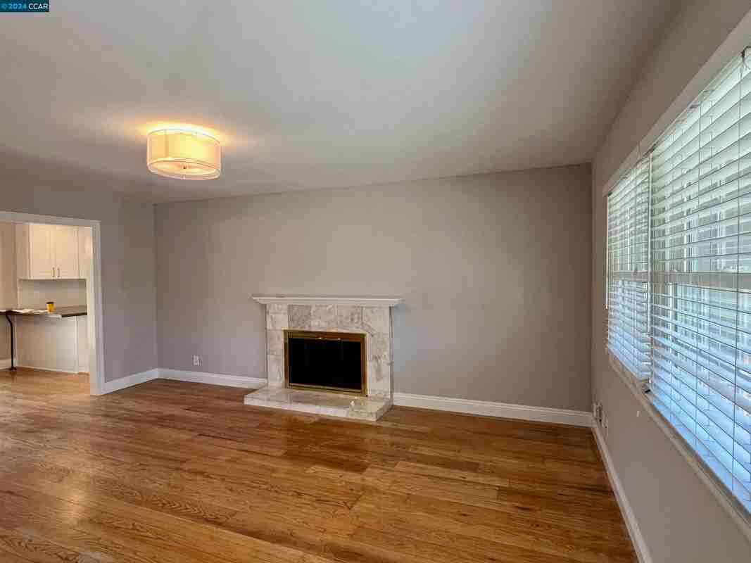 1282 Windermere Way - Photo 2 of 21