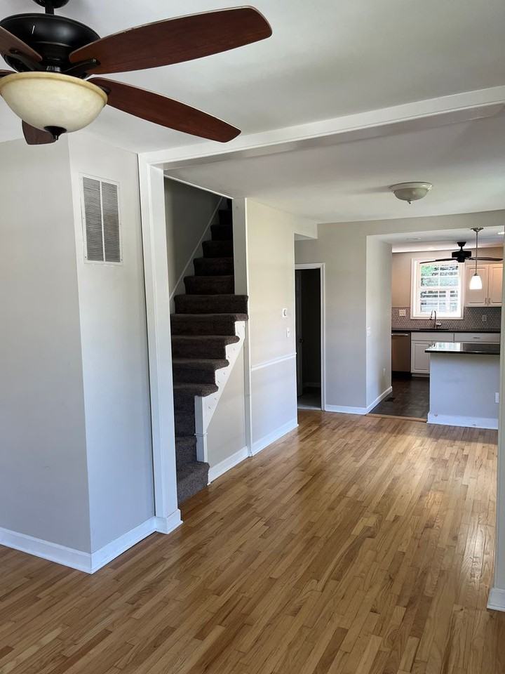 1921 Kelly Ave - Photo 2 of 25