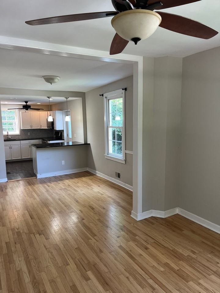 1921 Kelly Ave - Photo 3 of 25