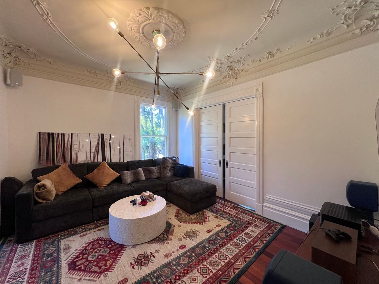 539 Waller St - Photo 6 of 30