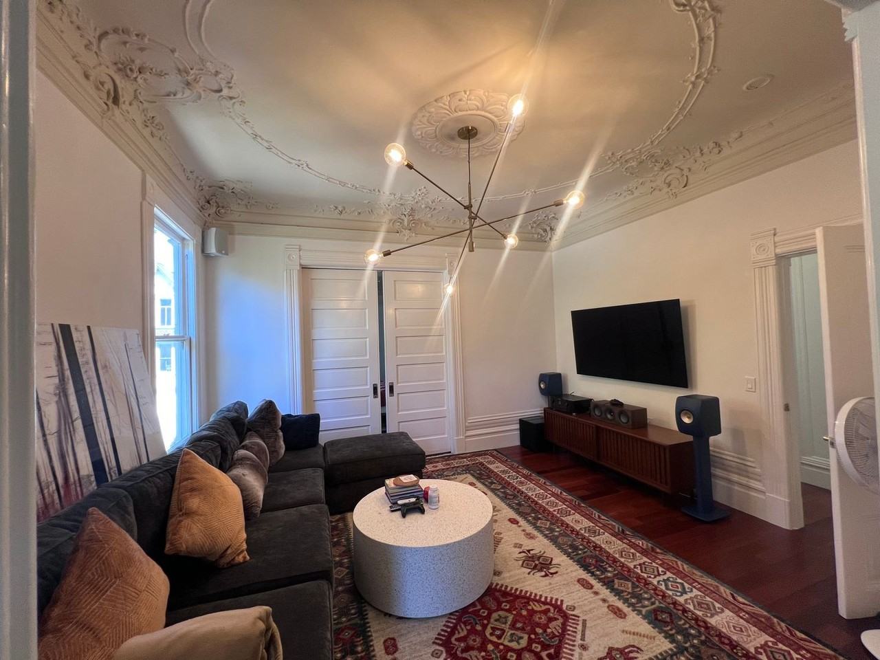 539 Waller St - Photo 7 of 30